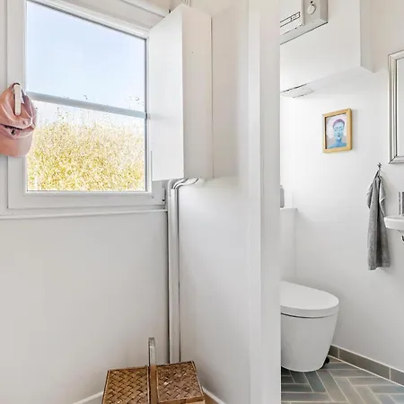 Hébergement de vacances Superbe Maison à Avec Wifi *